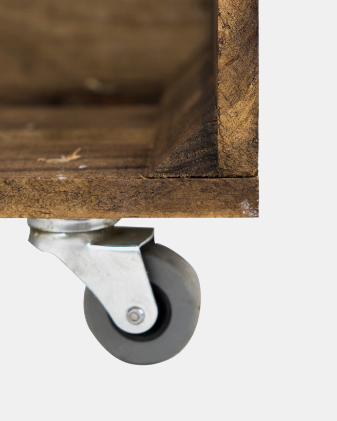 Caja grande de madera maciza en tono roble oscuro con Ruedas Horizontal 49x25,5x30,5cm