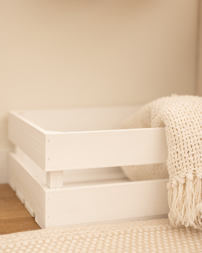 Caja de madera maciza en tono blanco mediana 