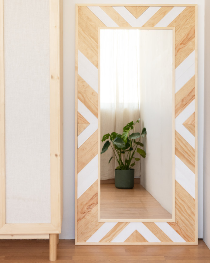 Espejo efecto madera maciza en tono natural y blanco de 163x84cm
