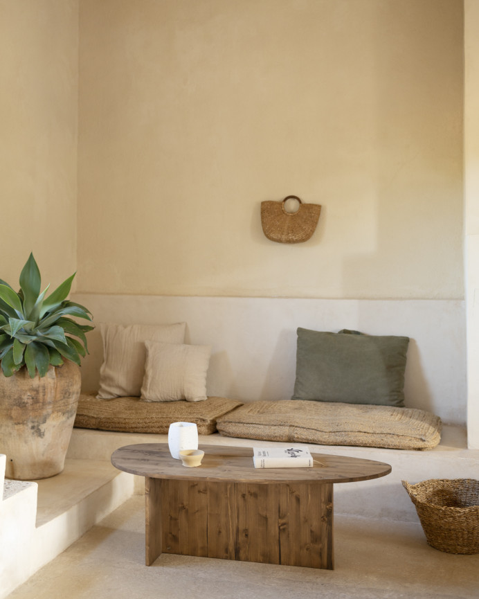 Mesa de centro de madera maciza en tono roble oscuro de 129cm