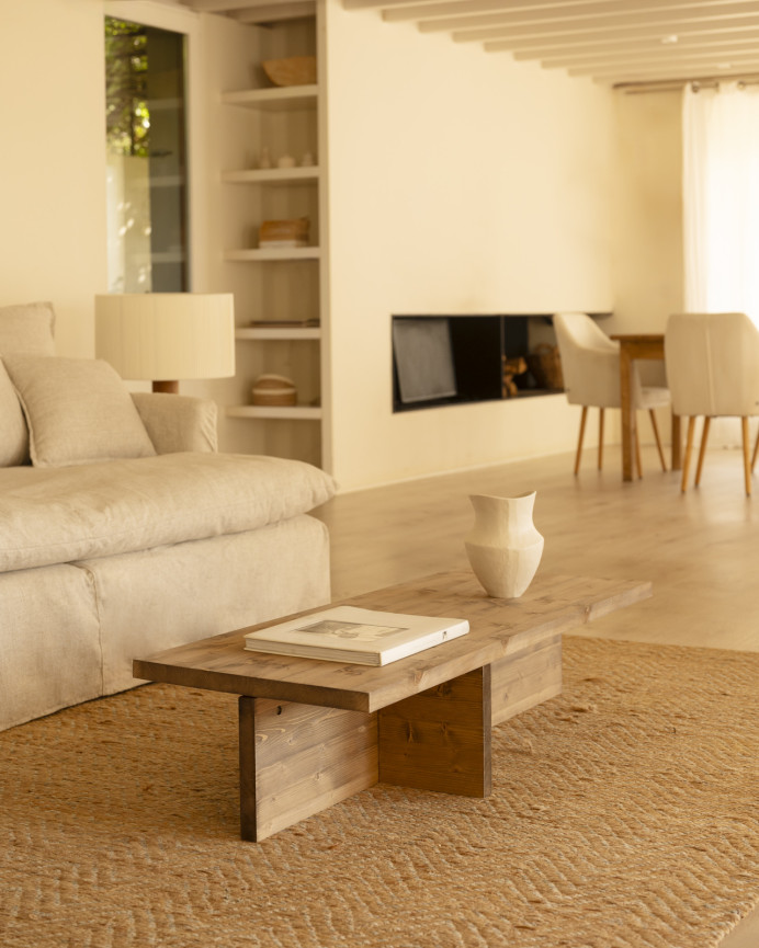 Mesa de centro de madera maciza en tono roble oscuro de 124x27cm