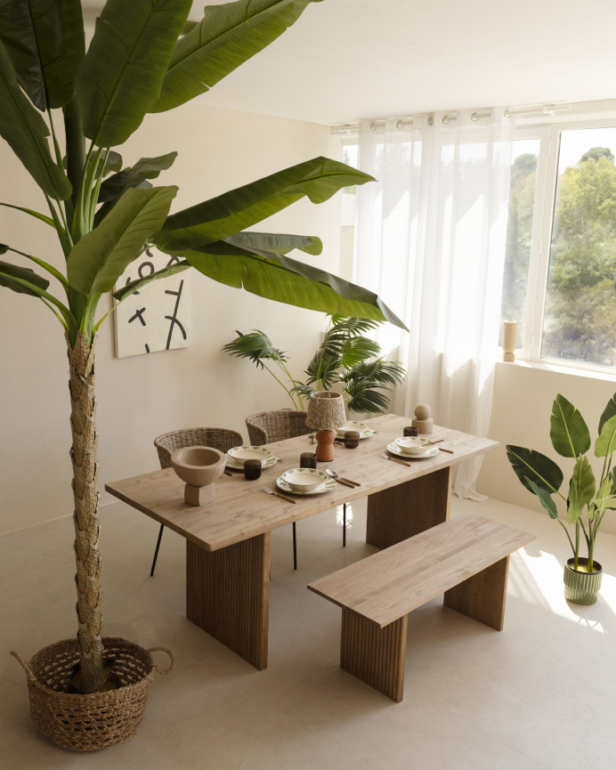 Mesa de comedor de madera maciza en tono roble oscuro de varias medidas