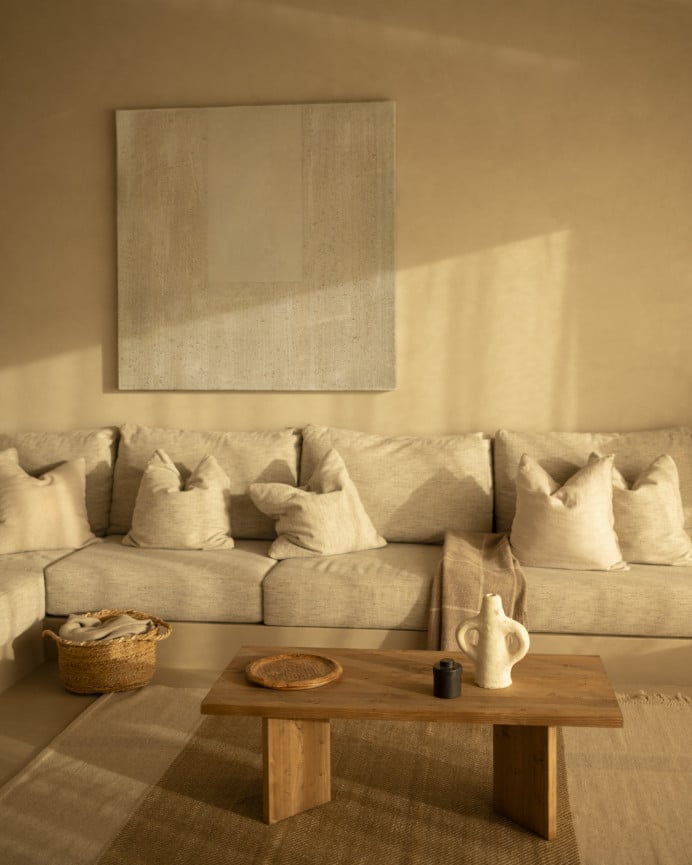 Mesa de centro de madera maciza en tono roble oscuro de 120x55cm