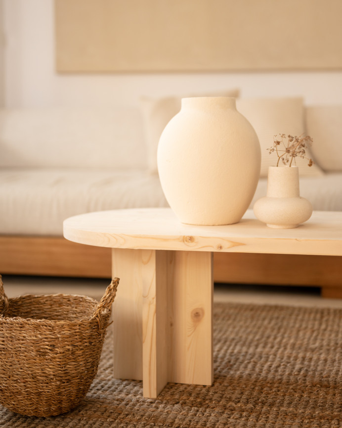Mesa de centro de madera maciza en tono natural de 120x50cm