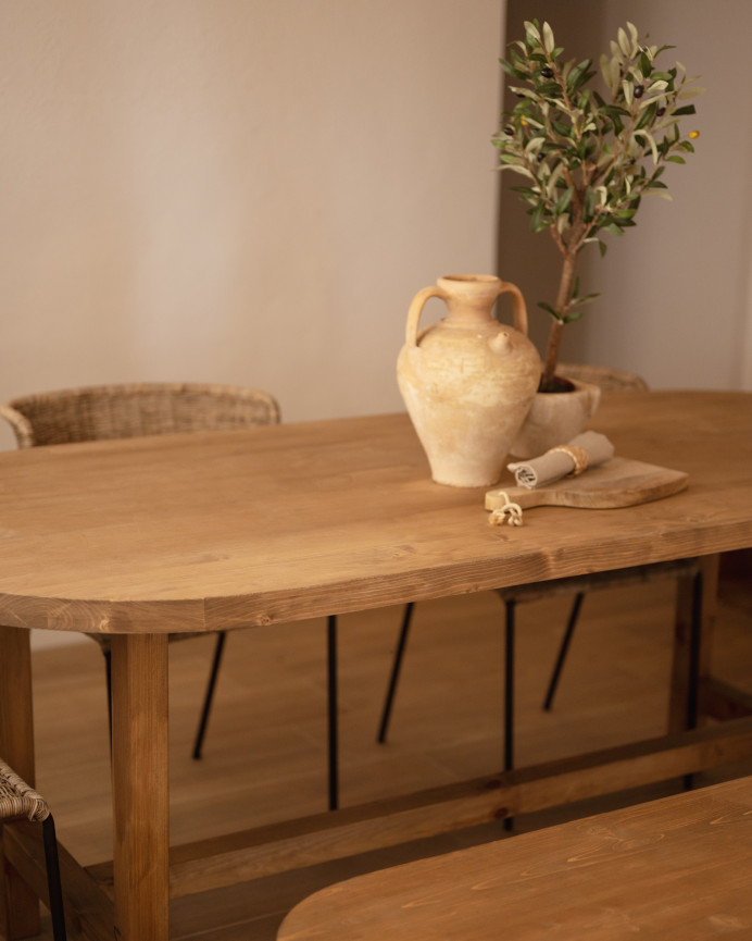 Mesa de comedor de madera maciza ovalada en tono roble oscuro de varias medidas