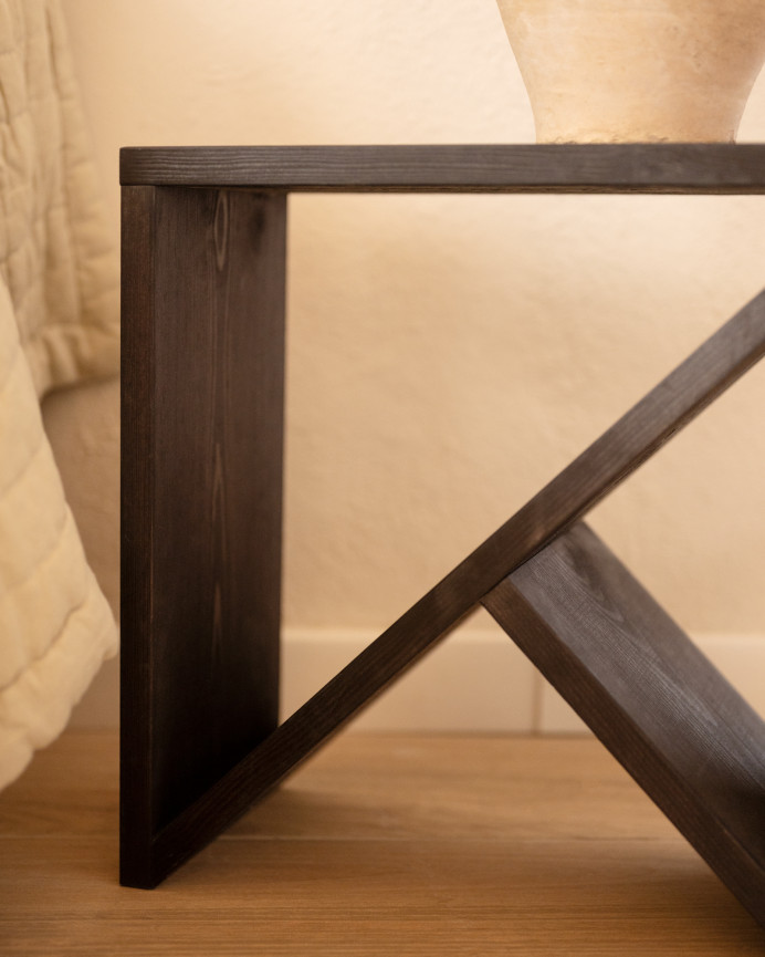 Pack 2 mesitas de madera maciza en tono negro de varias medidas