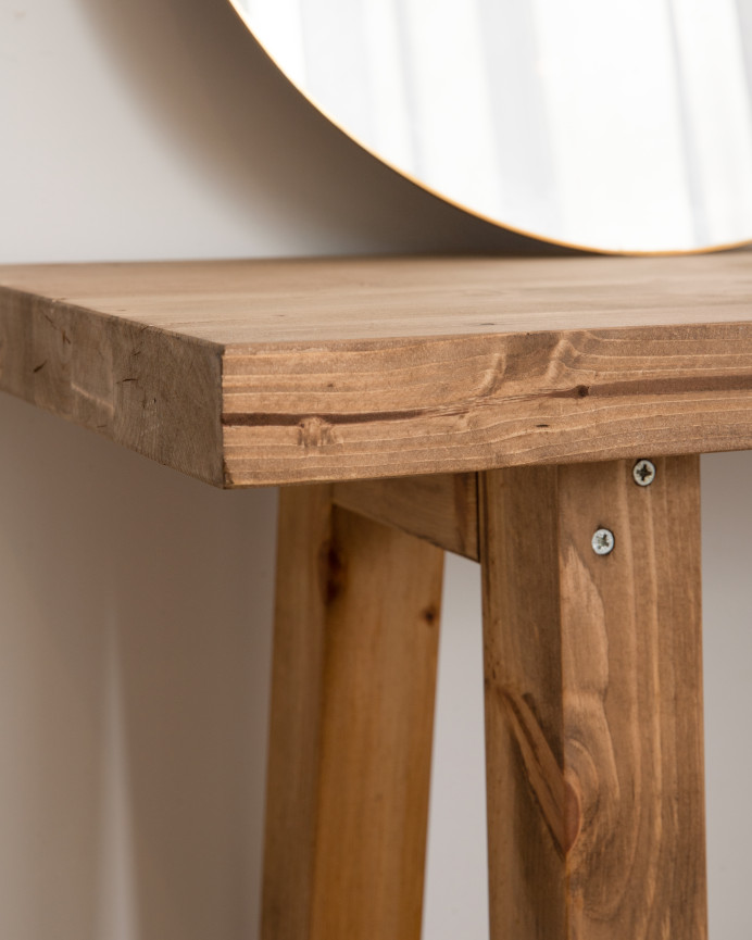 Consola de madera maciza en tono roble oscuro de 100x80cm