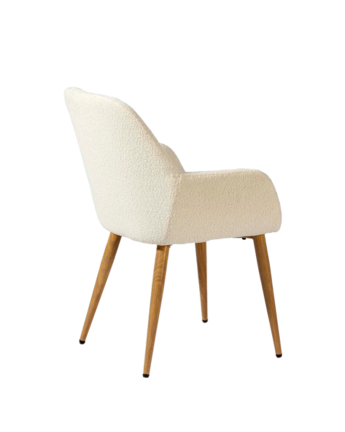 Silla de bouclé color blanco con patas de metal tono roble de 84cm