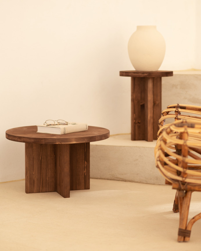 Mesa de centro redonda de madera maciza acabado nogal de varias medidas