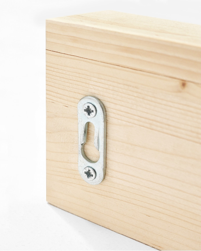 Colgador de pared de madera maciza en tono natural de 61x10cm