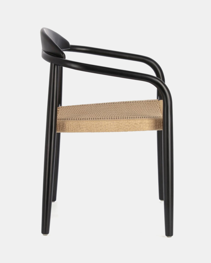 Sillas con estructura de madera de eucalipto y asiento de cuerda color natural de 77x50cm