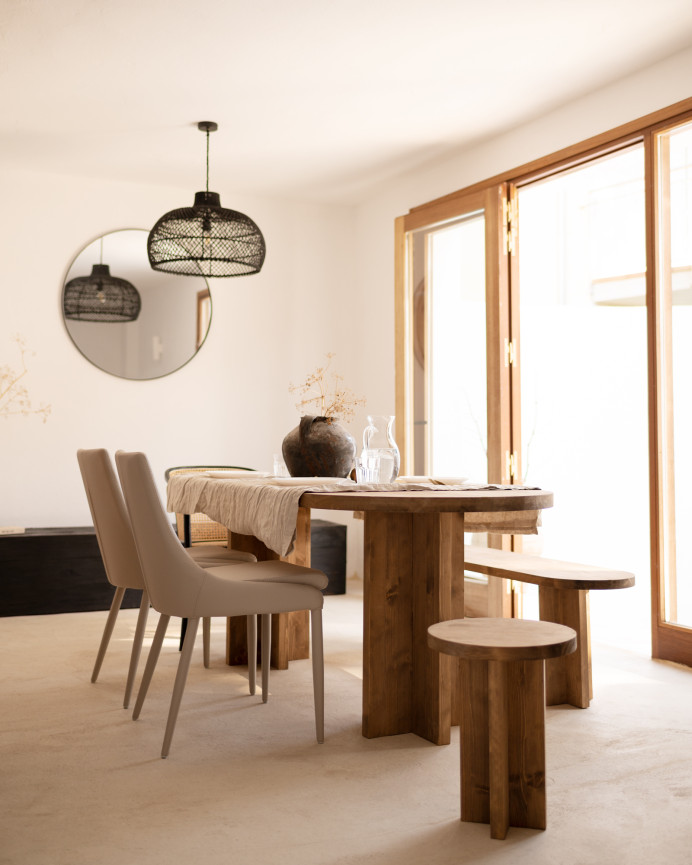 Taburete de madera maciza en tono roble oscuro de 45x35cm