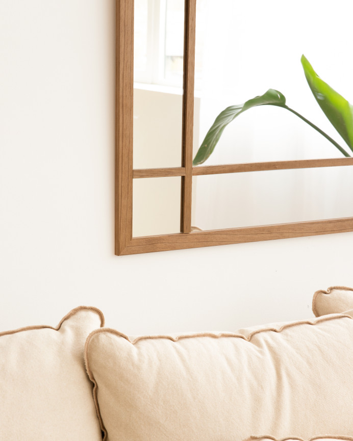 Espejo rectangular de pared tipo ventana elaborado con madera de acabado roble oscuro