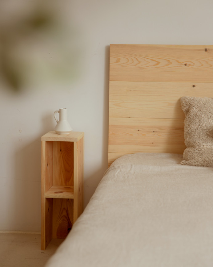 Pack cabecero y mesitas de madera maciza en tono natural de varias medidas
