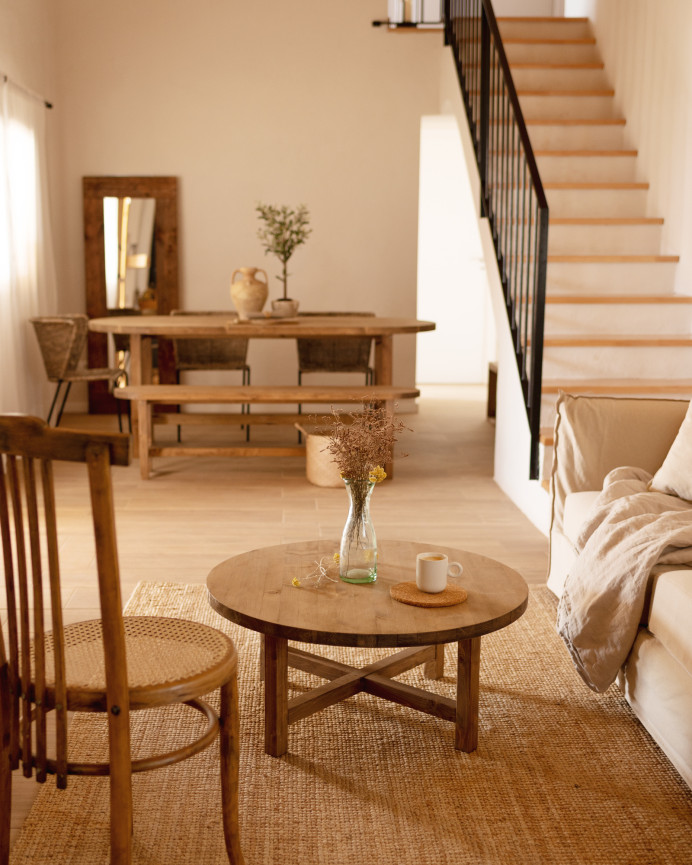 Mesa de comedor de madera maciza ovalada en tono roble oscuro de varias medidas