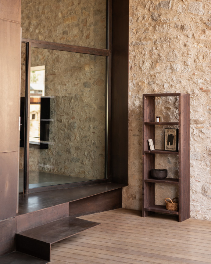 Estantería de madera maciza tono nogal de 180x60cm
