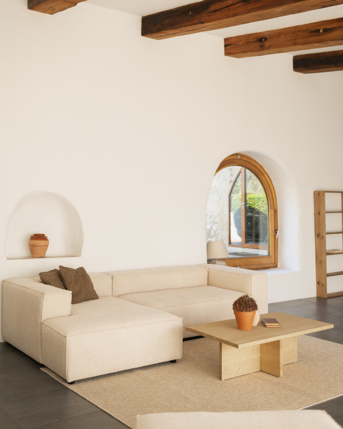 Mesa de centro de madera maciza en tono roble medio de 120x70cm