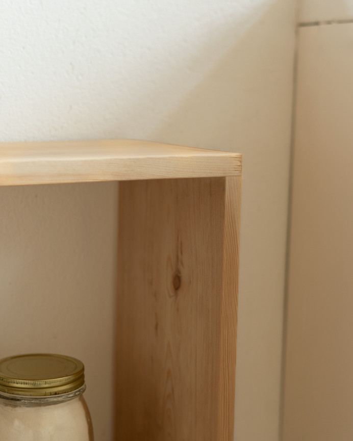 Estantería de madera maciza tono roble medio con 1 estante
