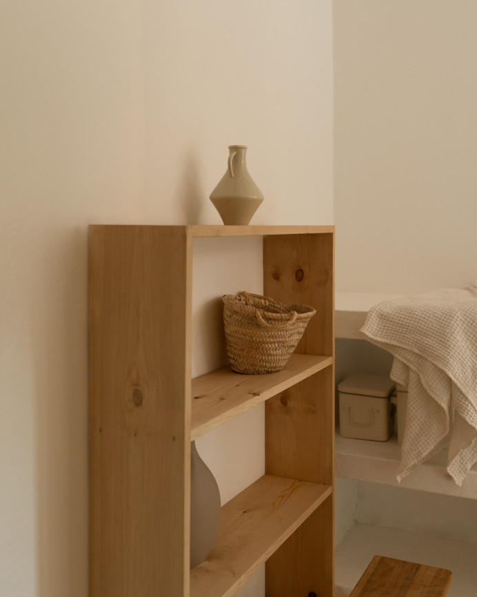Estantería de madera maciza tono roble medio con 2 estantes