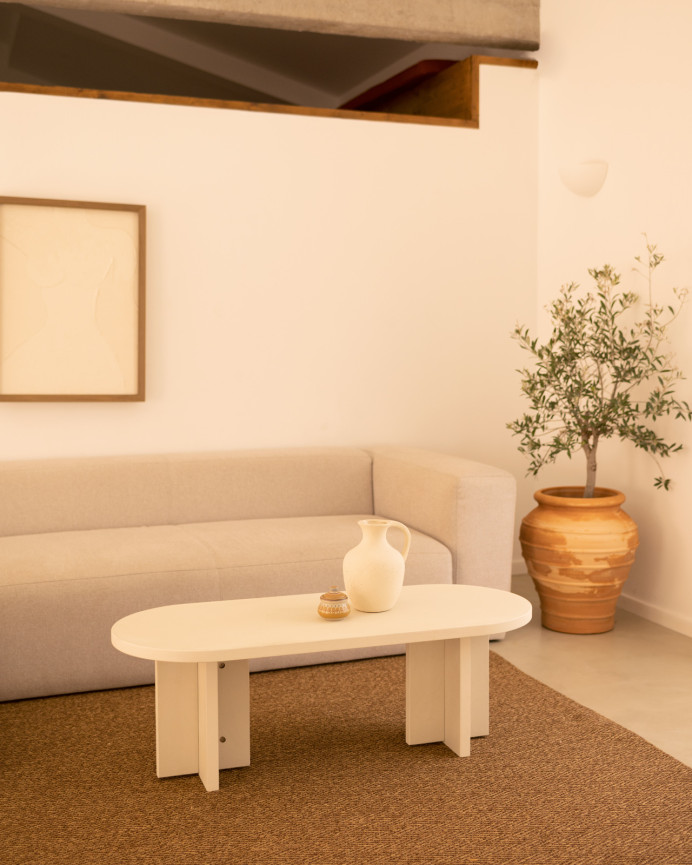 Mesa de centro de microcemento en tono blanco roto de 120x50cm