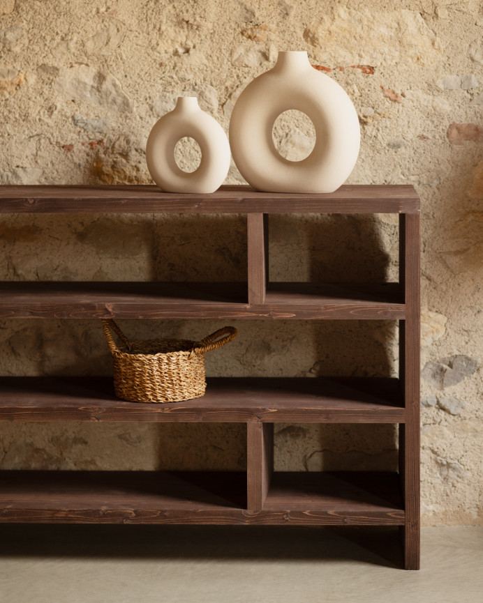 Estantería de madera maciza tono nogal de 80x140cm