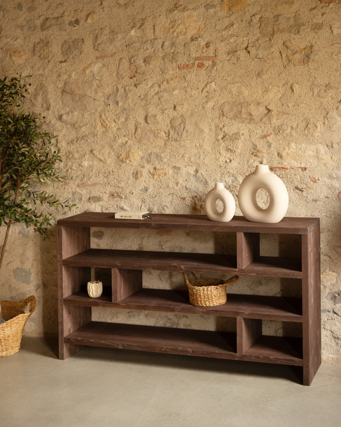 Estantería de madera maciza tono nogal de 80x140cm