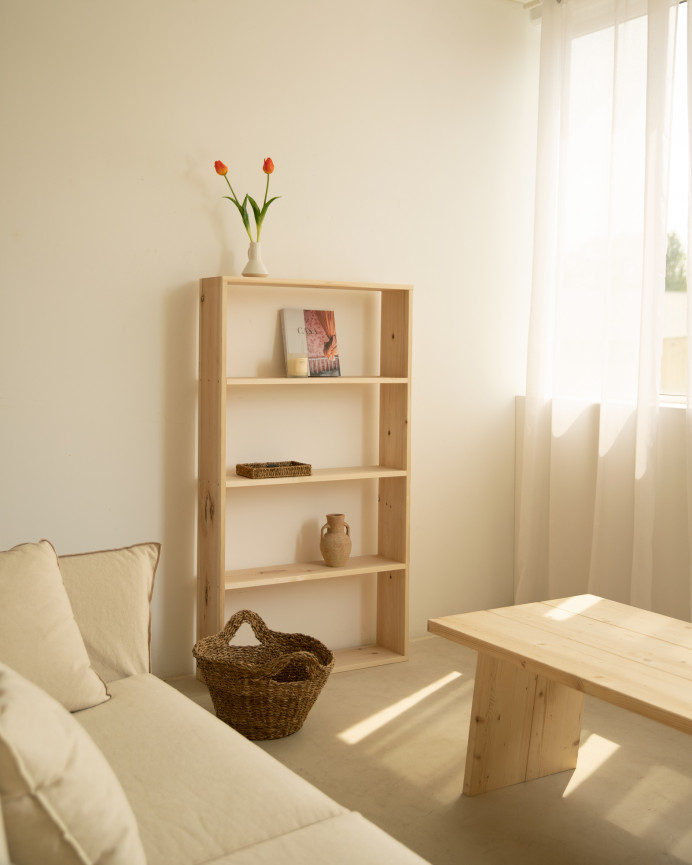 Estantería de madera maciza tono natural con 3 estantes