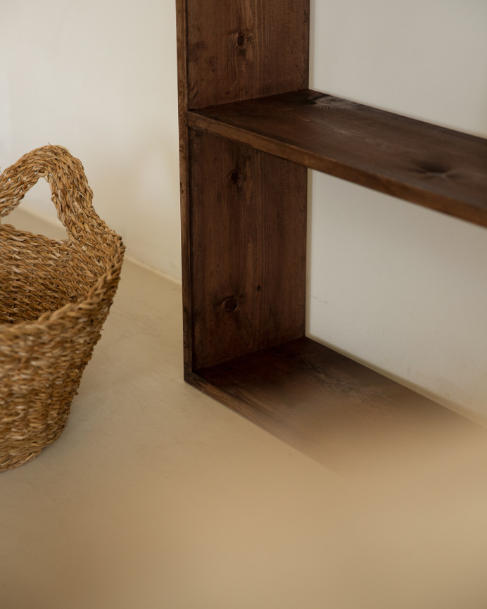 Estantería de madera maciza tono nogal con 1 estante