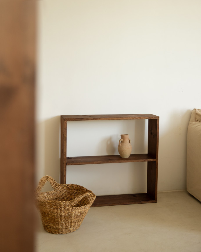 Estantería de madera maciza tono nogal con 1 estante