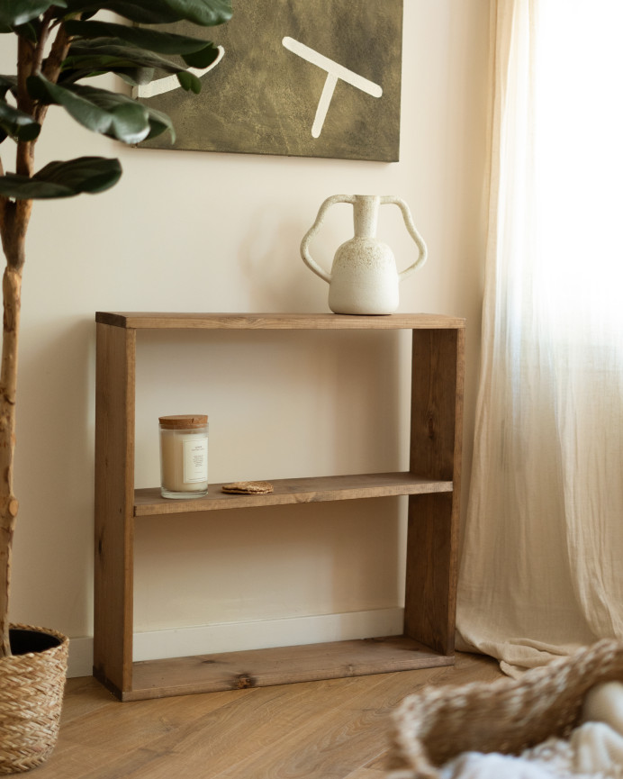 Estantería de madera maciza tono roble oscuro con 1 estante
