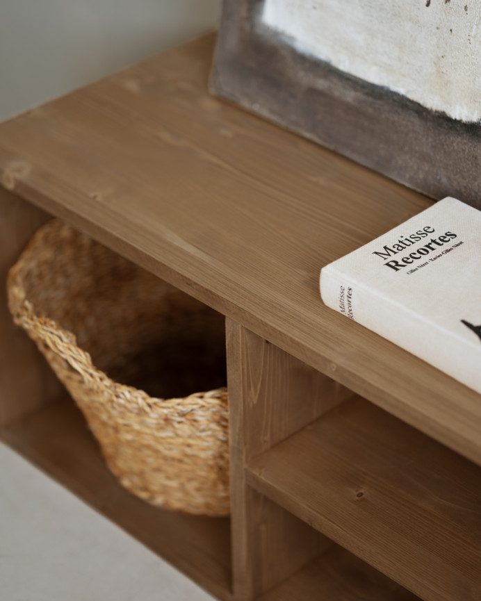 Mueble de TV de madera maciza en tono roble oscuro de 160x40cm