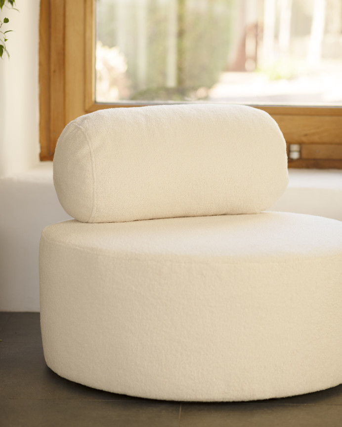 Sillón de buclé redonda color blanco de 91x71cm