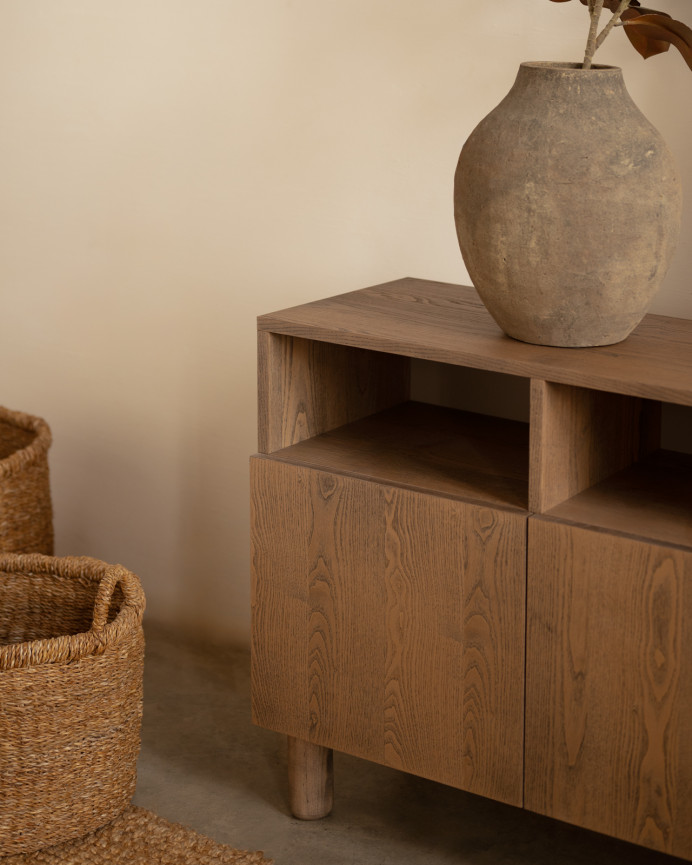 Aparador con 4 puertas de chapa de madera de fresno natural en tono avellana de 176x40cm