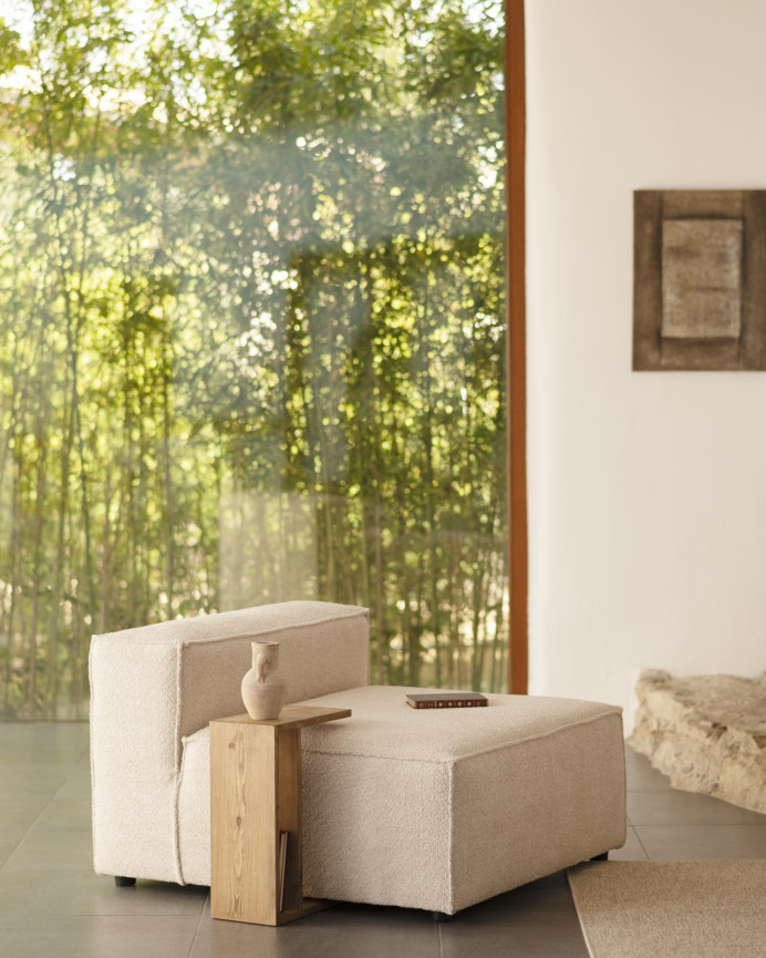 Sillón de bouclé color beige de 110x90cm