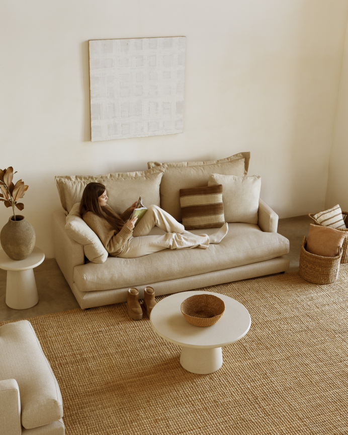 Sofá recto tono beige de 215x105cm