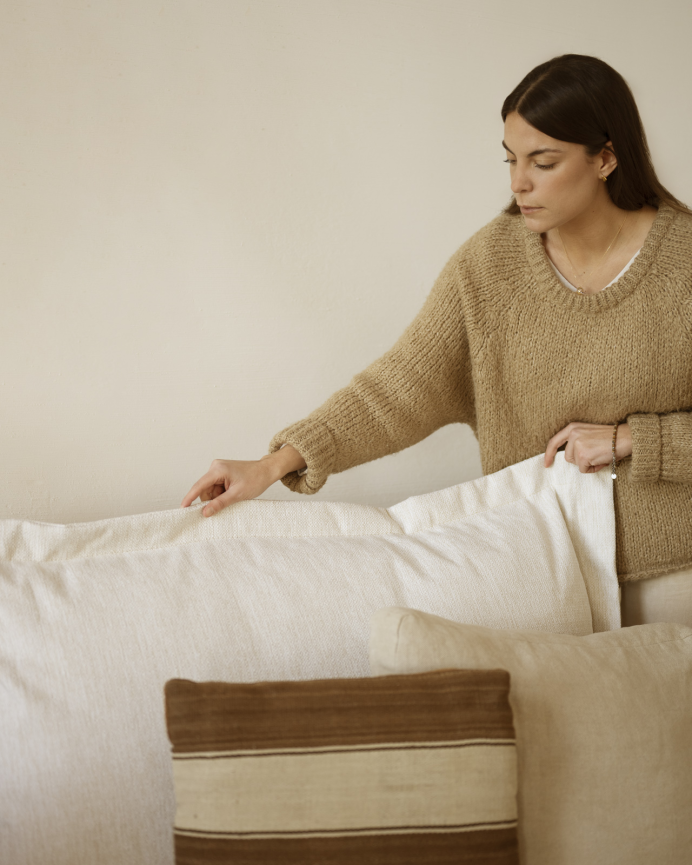 Sofá con chaise longue izquierdo tono blanco roto de varias medidas