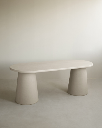 Mesa de comedor ovalada de microcemento tono beige de varias medidas