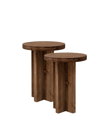 Pack de 2 mesitas de noche de madera maciza en tono nogal de 45x35cm