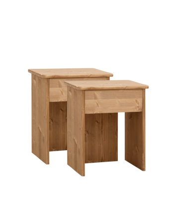 Pack de 2 mesitas de noche de madera maciza en tono roble medio de 50x42cm