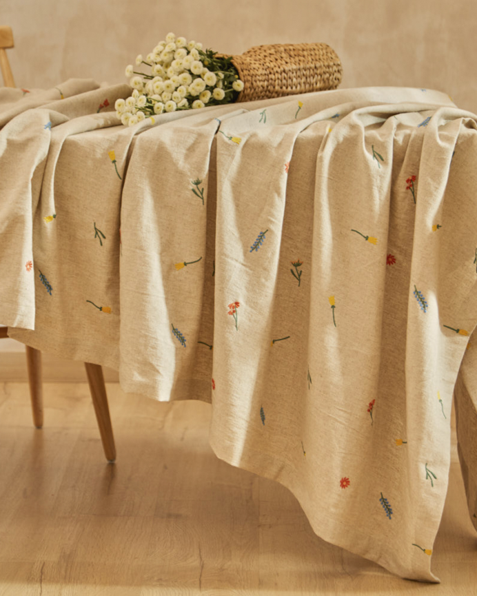 Mantel de lino bordado floral en varias medidas