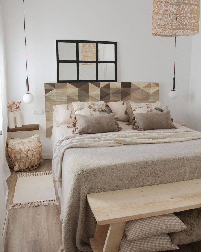 Tête de lit en bois massif imprimée motif "Geometric brown" dans un ton naturel en différentes tailles