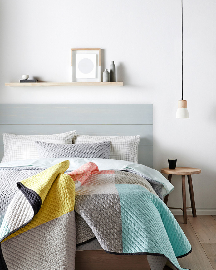 Tête de lit en bois massif imprimée avec motif aquarelle monde mariné rose en différentes tailles
