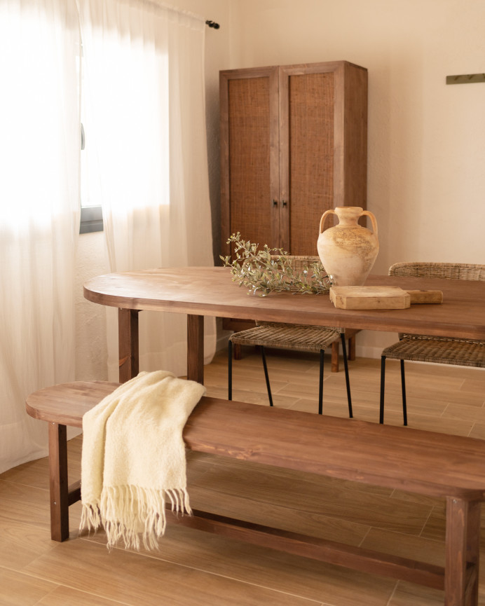 Table à manger ovale en bois massif ton noyer en différentes tailles