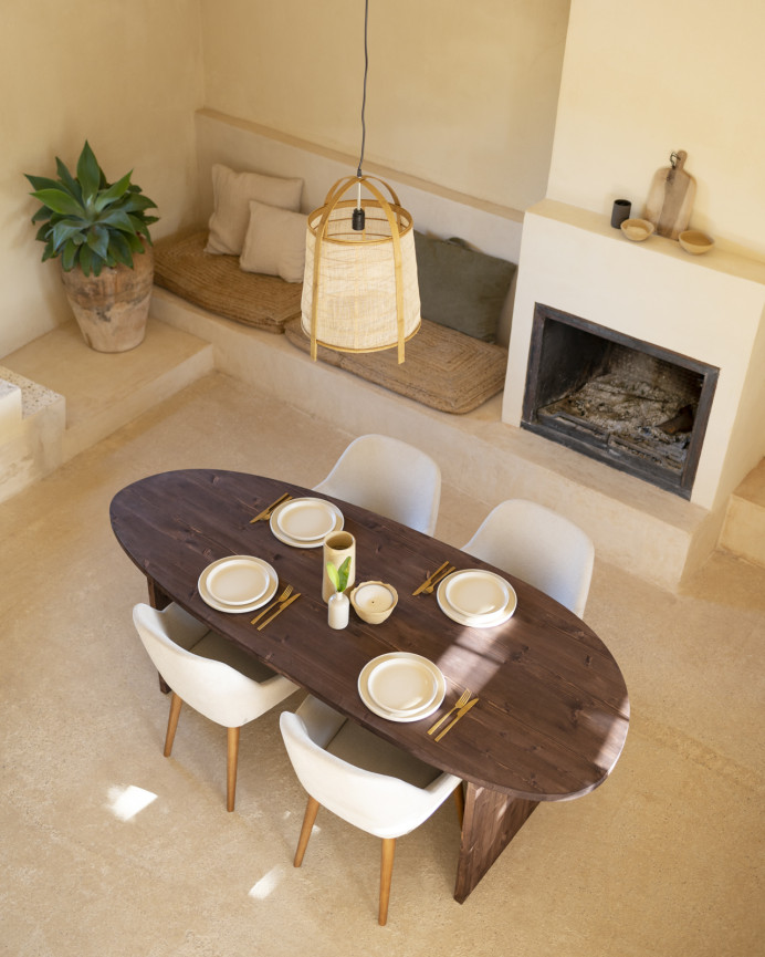 Table de salle à manger en bois massif ton noyer en différentes tailles