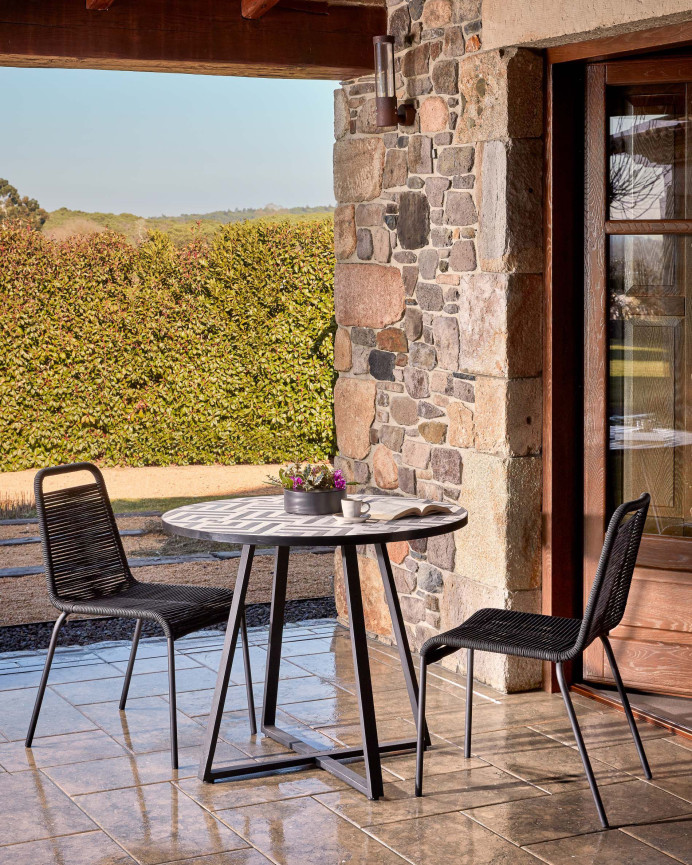Chaises avec assise et dossier en corde avec structure en acier galvanisé beige 84x49cm