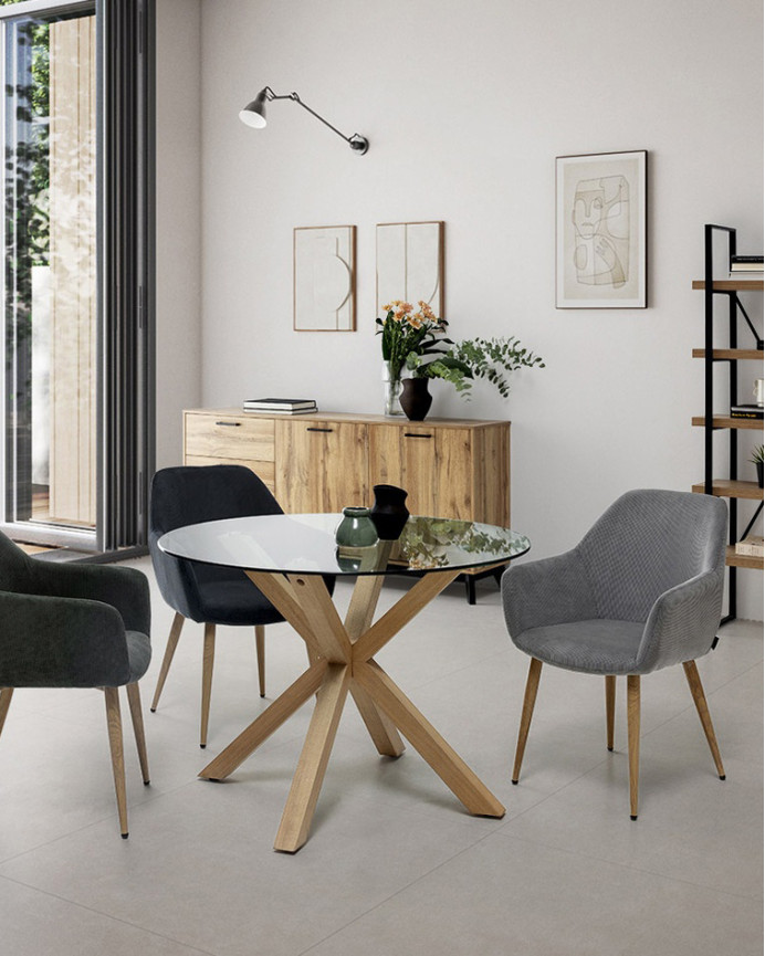 Chaise en velours gris avec pieds en métal couleur chêne de 84cm