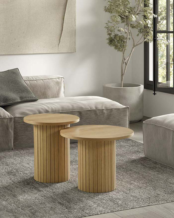 Table d'appoint ou table basse ronde en placage de chêne en différentes tailles