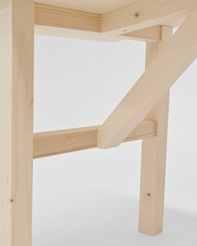 Table basse en bois massif finition naturelle 