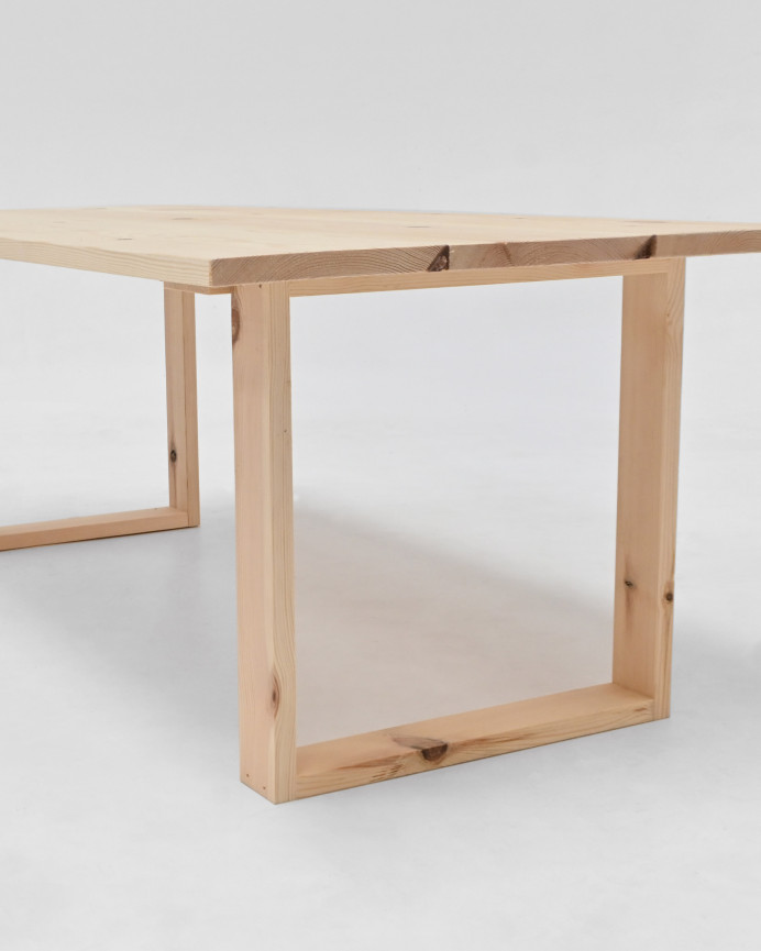 Table basse en bois massif ton naturel 120x60cm