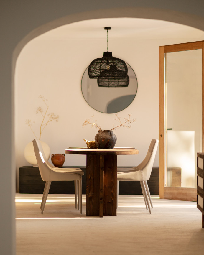Table à manger ovale en bois massif ton noyer en différentes tailles